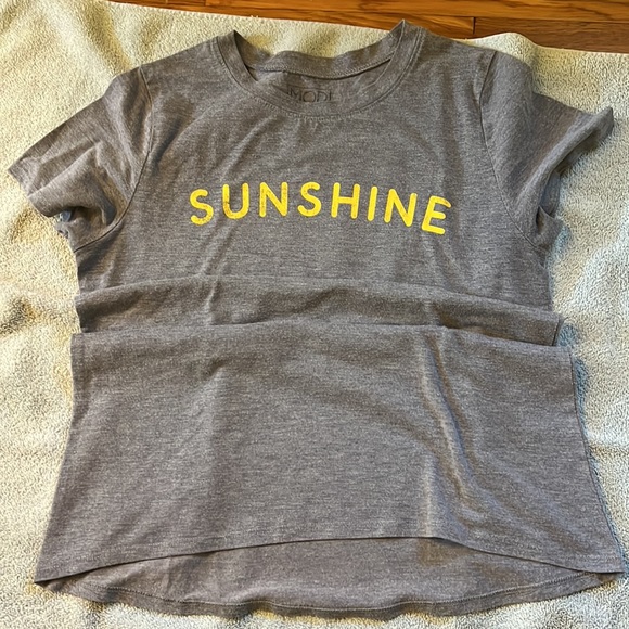 Graphic tee shirt, funny, cute, or sarcastic haha - medium - Picture 2 of 11